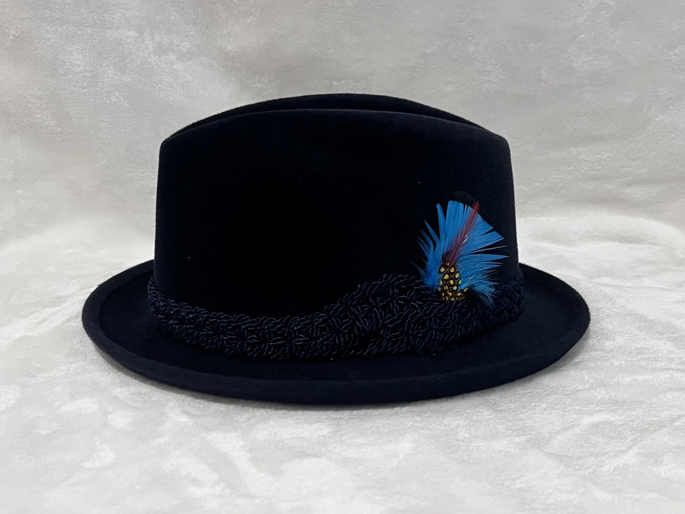 Stetson Sovereign Felt Hat Navy Blue Feather Band Size 6 7/8 (55 cm)